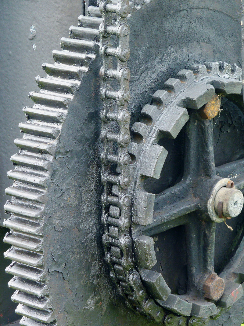outdoors, translation, wheels, industrial equipment, transportation, high angle view, technology, 2K, Mechanical, metal, close-up, rusty, machinery, mechanically