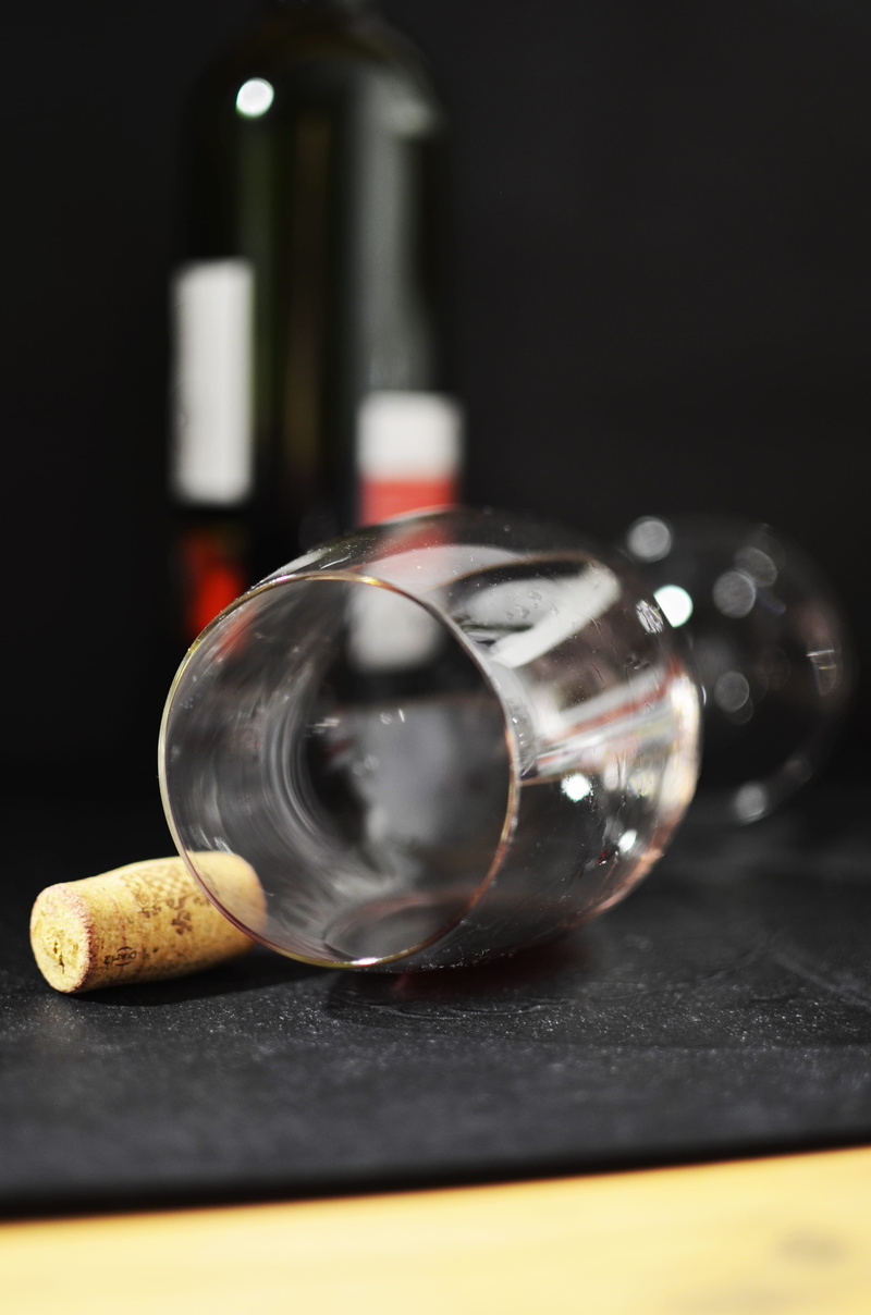 date, alcohol, container, hangover, still life, cork - stopper, wine bottle, alcoholic, red wine, 4K, transparent, focus on foreground, black background