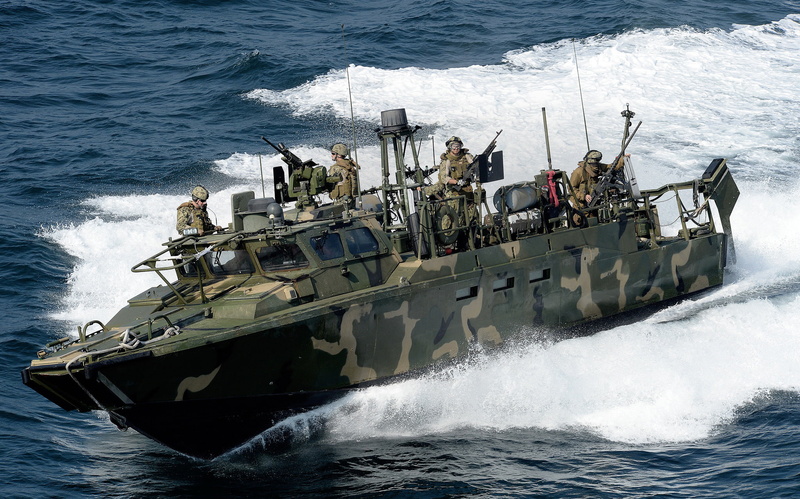 1080P, RCB, soldiers, wave, sea, boat, command