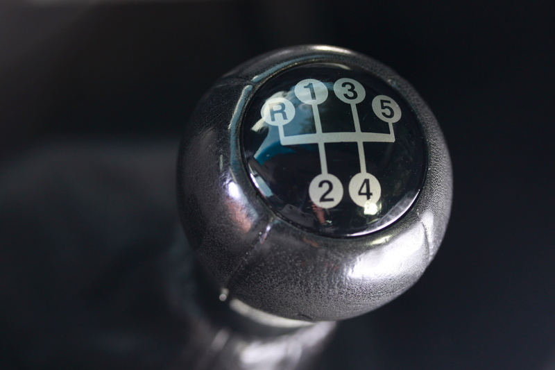 auto, gear, silver colored, gearshift, 4K, speed, black background, race, shape, communication, geometric shape, indoors, car interior, number, close-up