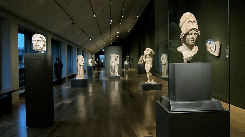 representation, art, interpretations, illuminated, creativity, exhibition, male likeness, no people, ceiling, the past, art and craft, roman, human representation