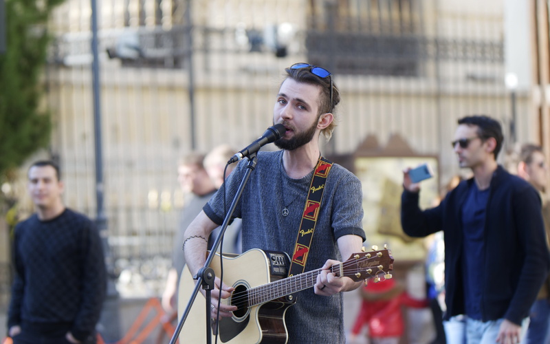 man, musical, people, urban, men, young adult, young, adult, microphone, the person, acoustic guitar, arts culture and entertainment, waist up, young men