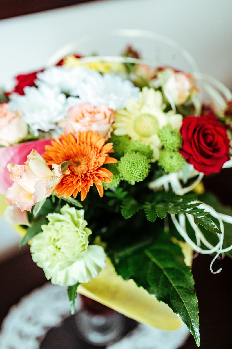 food and drink, flower, romance, petal, wellbeing, nature, fragility, pretty, garnish, arranged, beauty in nature, indoors, flower arrangement, flora, ready-to-eat