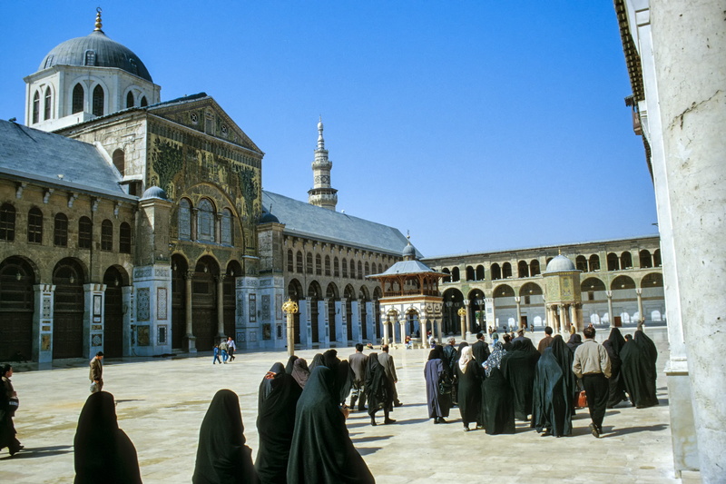 spirituality, visit, real people, crowd, omejaden, built structure, outdoors, 2K, building, religion, men, large group of people, islam, nature, history