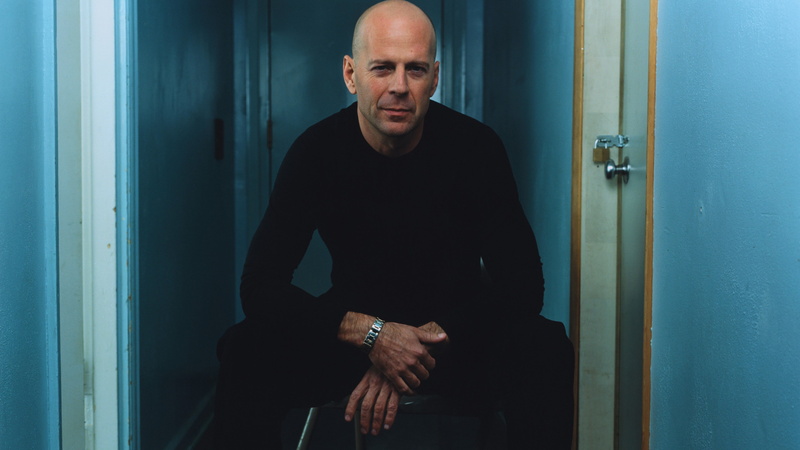 long, Most Popular Celebs in 2015, t, Bruce Willis, shirt, actor, sleeved, man, crew, wearing, neck, black, 4K
