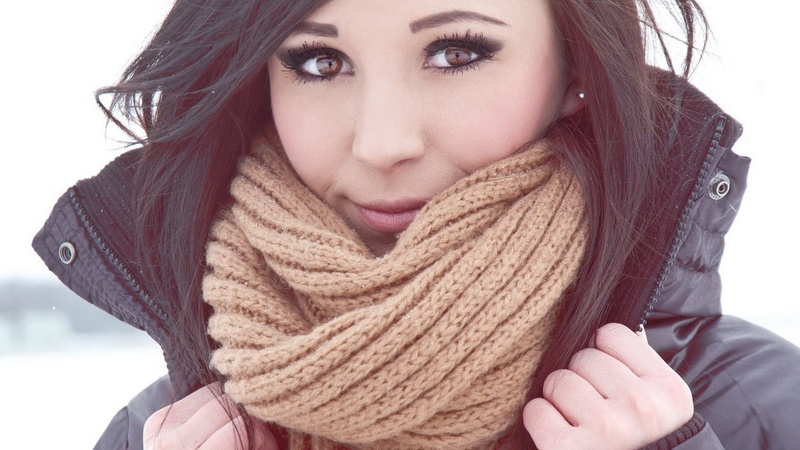 black jackets, looking at viewer, smiling, women, scarf, winter, brown eyes, black hair, model, 1080P, jacket, dark hair