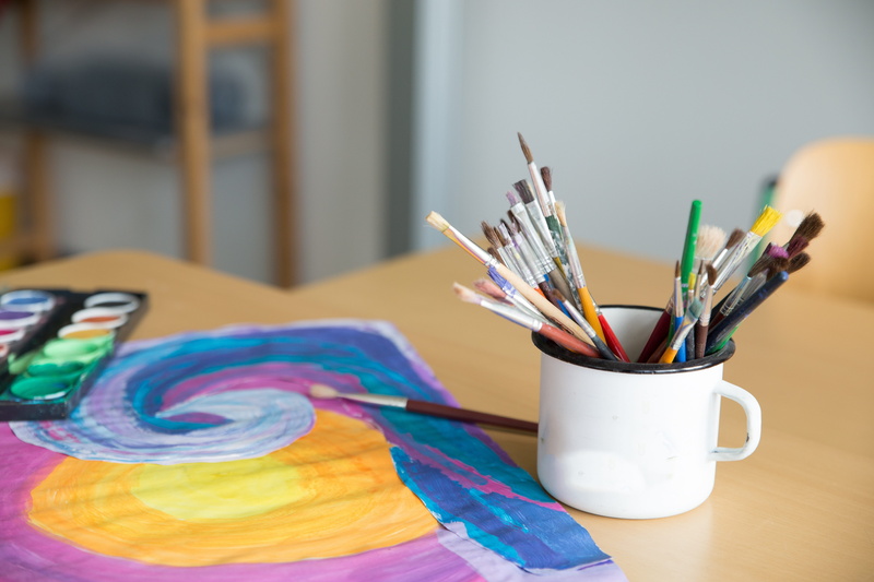 watercolor, pens, close-up, colour pencils, multi colored, no people, painting, school, colorful, creativity, watercolor paints, paintbrush, focus on foreground