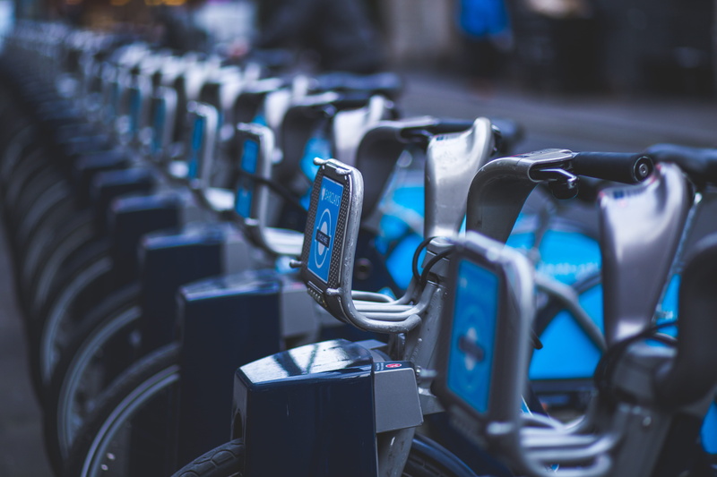 bicycles, parking, in a row, station, land vehicle, metal, london bikes, mode of transportation, pollution, sport, transportation, 5K, day, bikes, santander cycles