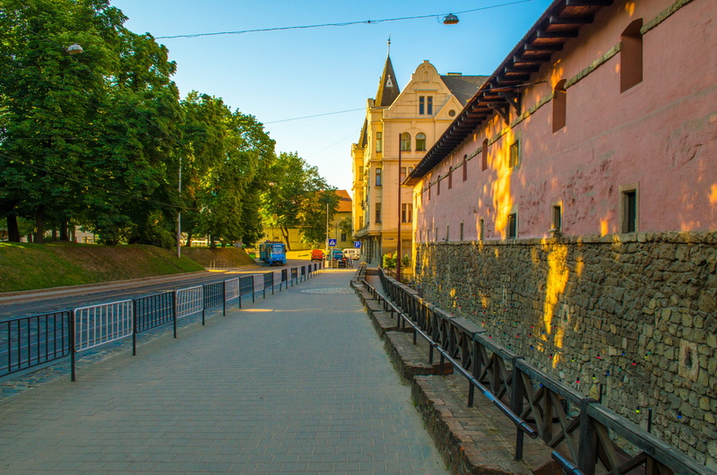outdoors, land vehicle, nature, building, incidental people, the way forward, architecture, street, handsomely, Fortress, Ukraine, transportation, day