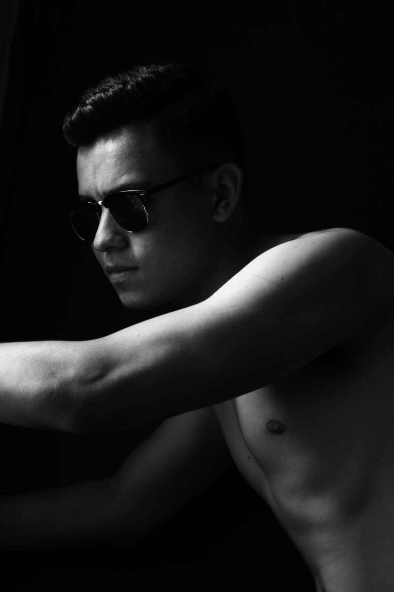 one person, shirtless, black background, scale, ma, skin, young men, black, black and white, portrait, wearing, adult, face, glasses, strength, chest, asian
