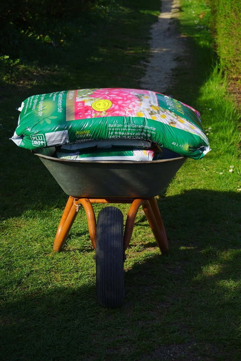 absence, green Color, water, last, bag, transport, karette, grass, 5K, garette, protection, wheelbarrow, nature, day, wheel, earth, garden, umbrella, land