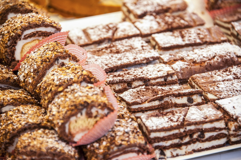 cream, close-up, dessert, food and drink, homemade, filling, still life, chocolate, retail, refreshment, choice, almond, cake, pastries, baked, ready-to-eat