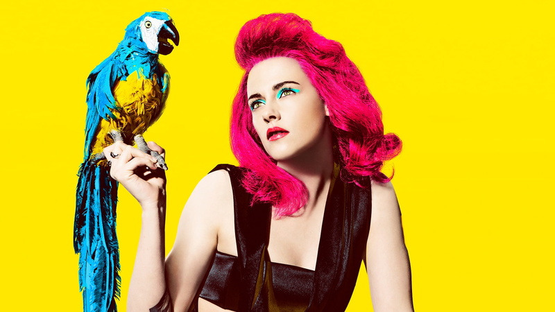 photoshoot, actress, Mary Ellen Matthews, raspberry, hair, makeup, background, SNL, parrot, Kristen Stewart, portrait, hairstyle, yellow, outfit, 1080P