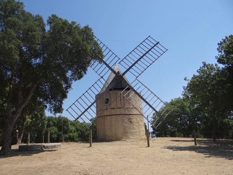 windmill, 2K, alternative energy, former, old village, tourist, environment, ramatuelle, old, nature, environmental conservation, grain, outdoors, architecture