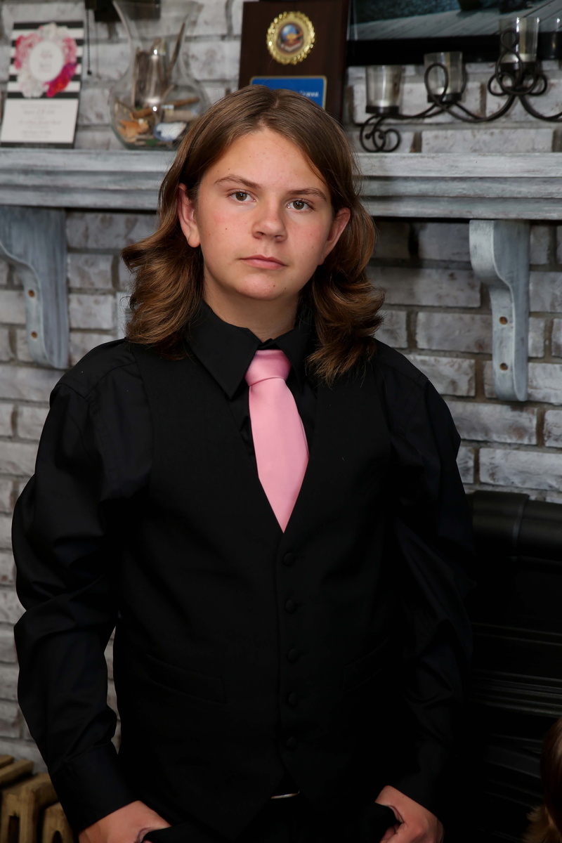 suit tie, teen, looking at camera, business, young adult, handsome, young man, focus on foreground, three quarter length, caucasian, lifestyles, happy