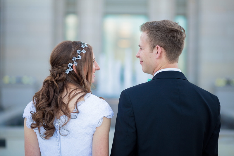 business, females, 5K, men, togetherness, two people, office, woman, focus on foreground, looking, males, mormon, marriage, suit, rear view, interaction