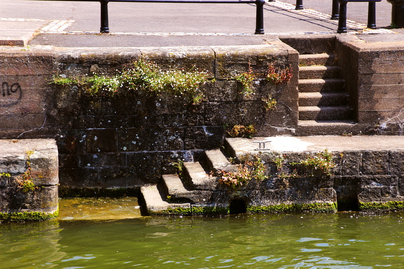 old, motion, coast, building exterior, structure, port, nobody, summer, exterior, 5K, wall, staircase, fountain, outdoor, no people, water wheel, outdoors
