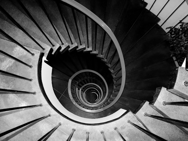 geometric shape, directly above, staircase, shape, architecture, gray, high angle view, indoors, diminishing perspective, railing, downstair, 4K, thread