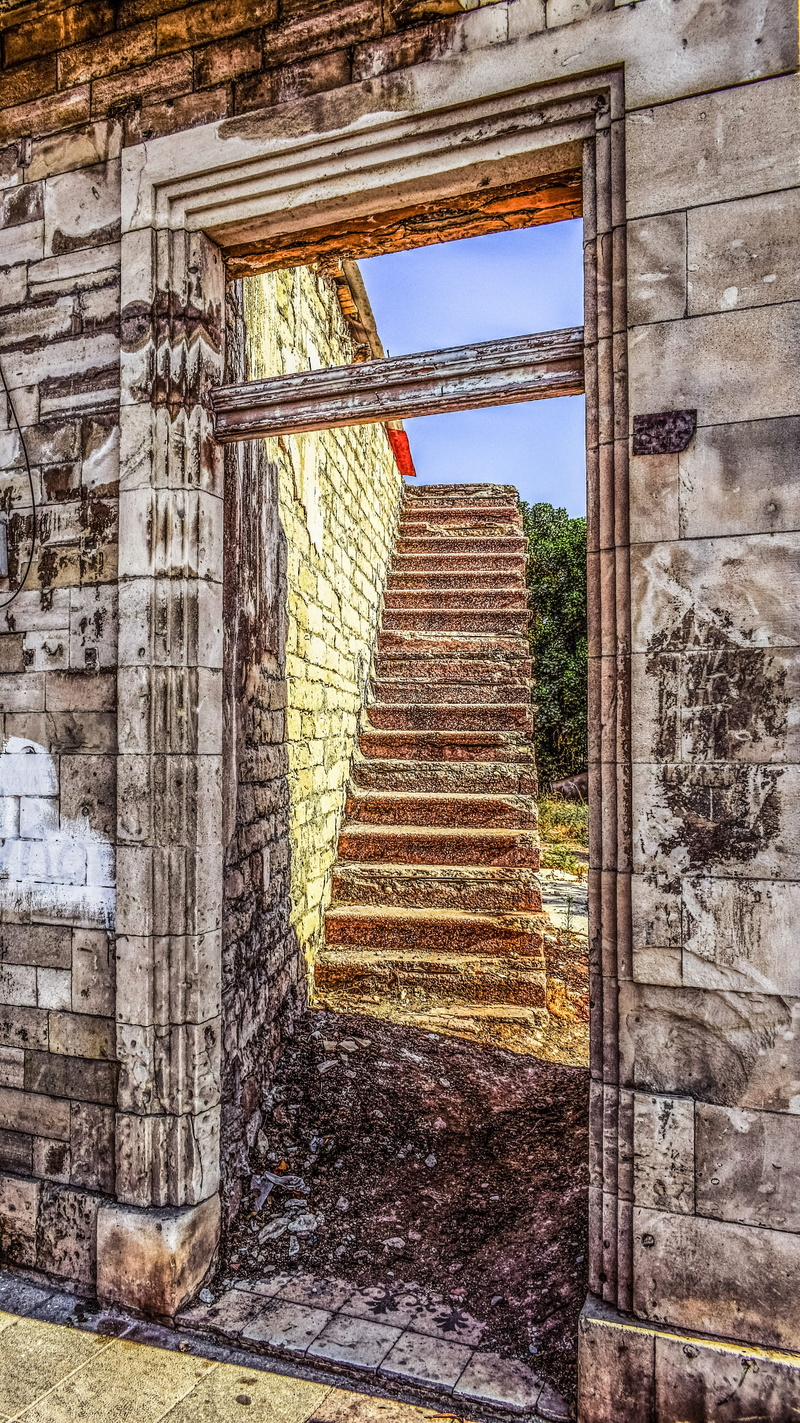 run-down, history, stairway to heaven, building exterior, built structure, weathered, deterioration, old, wall, abandoned, building, the past, outdoors