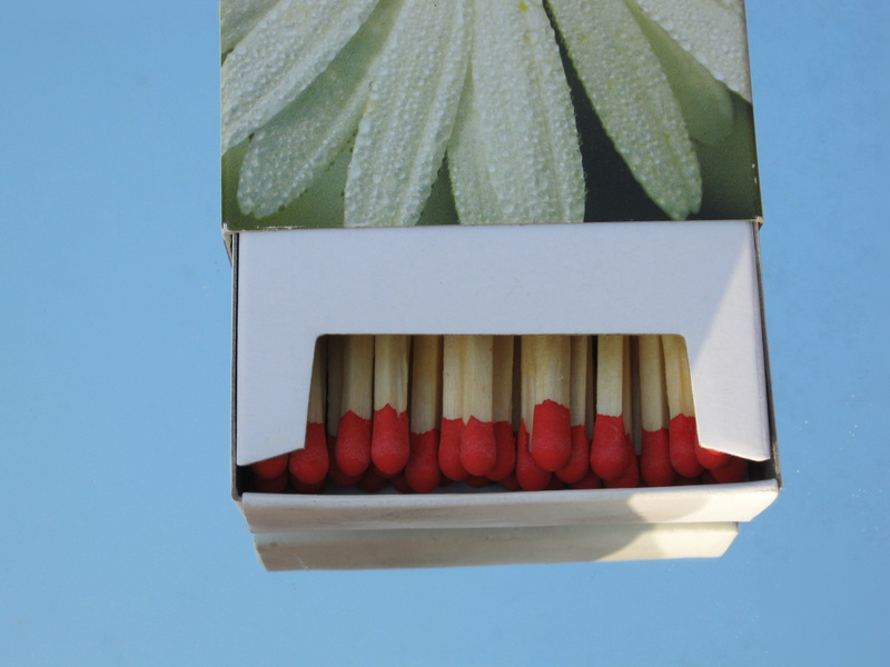 red, 2K, decoration, fire, Matchbox, wellbeing, day, kindle, large group of objects, box - container, indoors, freshness, directly above, burn, fruit