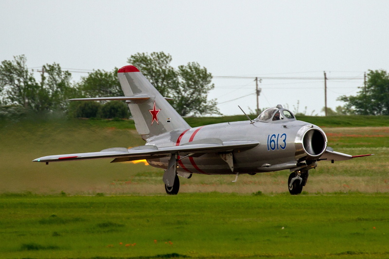 The fast and the furious, Fighter, The rise, THE SOVIET AIR FORCE, OKB Mikoyan and Gurevich, The MiG-17, 2K, Chassis