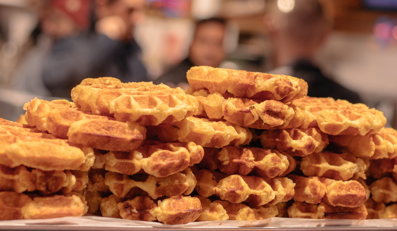 retail, sweet, focus on foreground, temptation, sweets, indian food, amsterdam, person, treat, fries, concession stand, sweet food, waffle, fried, baking