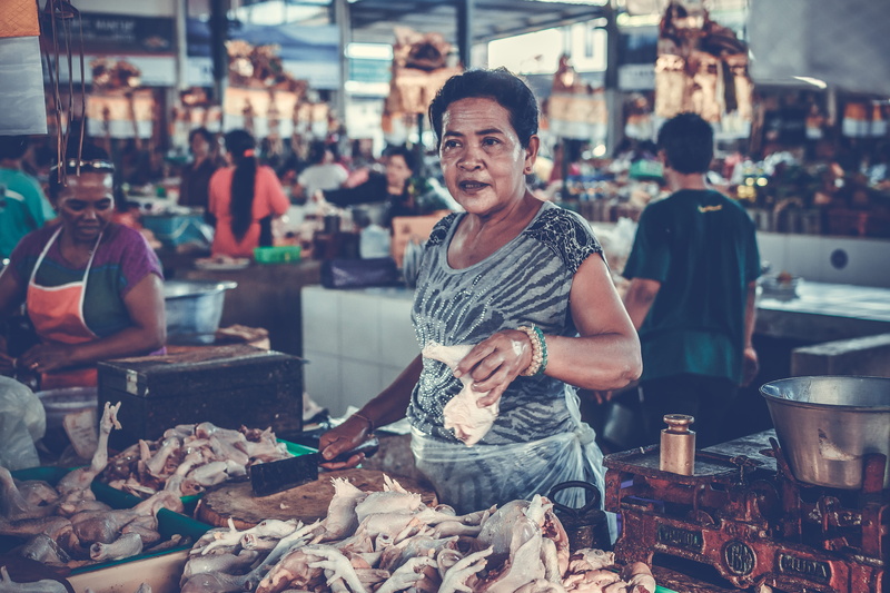 stores, fresh, meat, marketplace, selling, female, smiling, real people, occupation, shirt, counter, incidental people, 5K, culture, holding, looking at camera