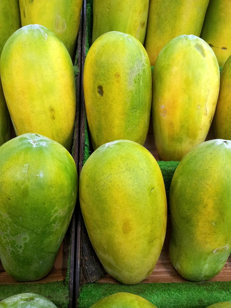 food and drink, day, ripe, fruit, Papaya, mango fruit, wellbeing, tasty, group of objects, market, no people, nutrition, for sale, table, still life, juicy