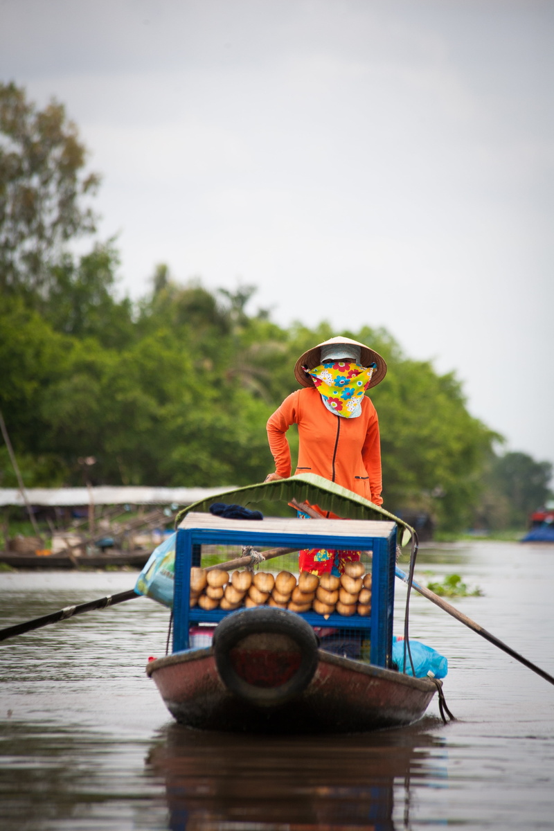 outdoors, 4K, floating market, river, males, day, child, sky, asia, subsistence, childhood, people, one person, portrait, boat, tree, mode of transportation