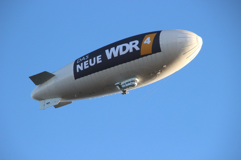 passenger craft, Float, air sports, Airship, Colorful, sky, hot air ship, hot air balloon, Zeppelin, corporate business, mid-air, radio, ride in the airship