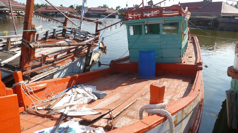 hua hin, nature, boats, nautical vessel, sailboat, marina, wood - material, no people, floating market, wooden post, sunlight, thailand, mode of transportation