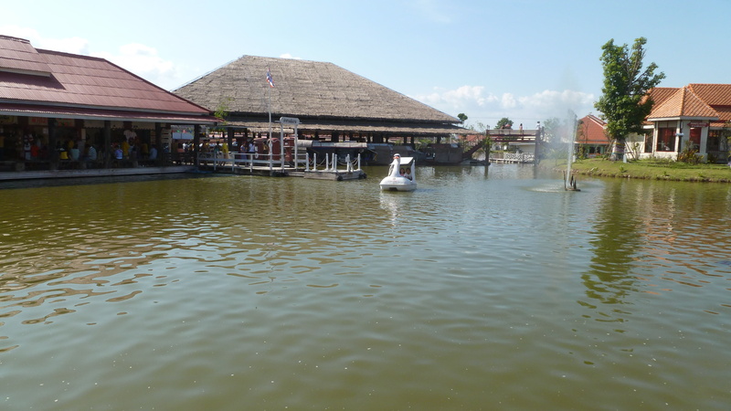 lake, built structure, floating on water, nature, residential district, day, reflection, floating market, thailand, travel destinations, outdoors, waterfront