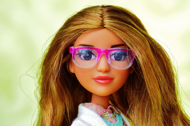 young Adult, one girl only, charming, Hair, caucasian Ethnicity, brown Hair, children toys, Face, glasses, child, looking, leisure activity, women, human Face