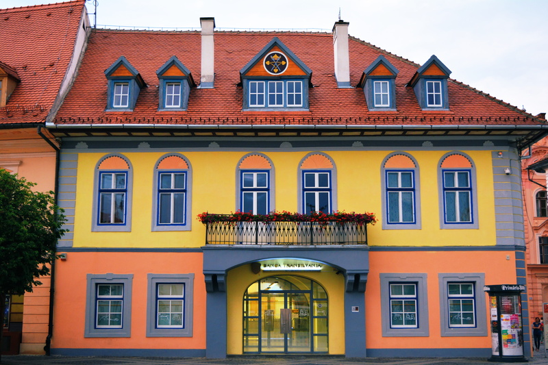 center, Sibiu, multi colored, City, building, history, famous Place, Bank, building Exterior, sky, 5K, house, facade, tourism, europe, city, tower, built Structure