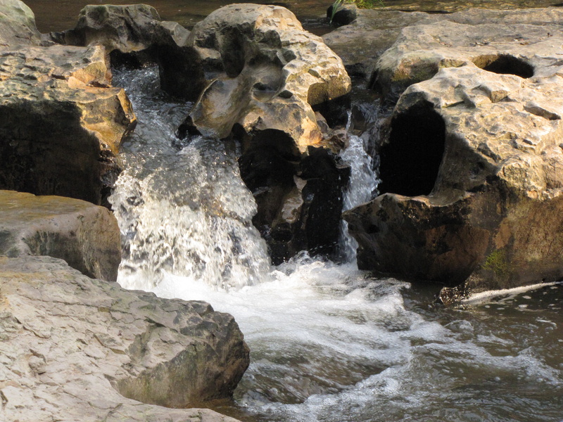 flowing, Falls, running, solid, scenics - nature, power in nature, day, aquatic sport, flowing water, Mendenhall, Merit, Ms, sport, outdoors, 4K, beauty in nature