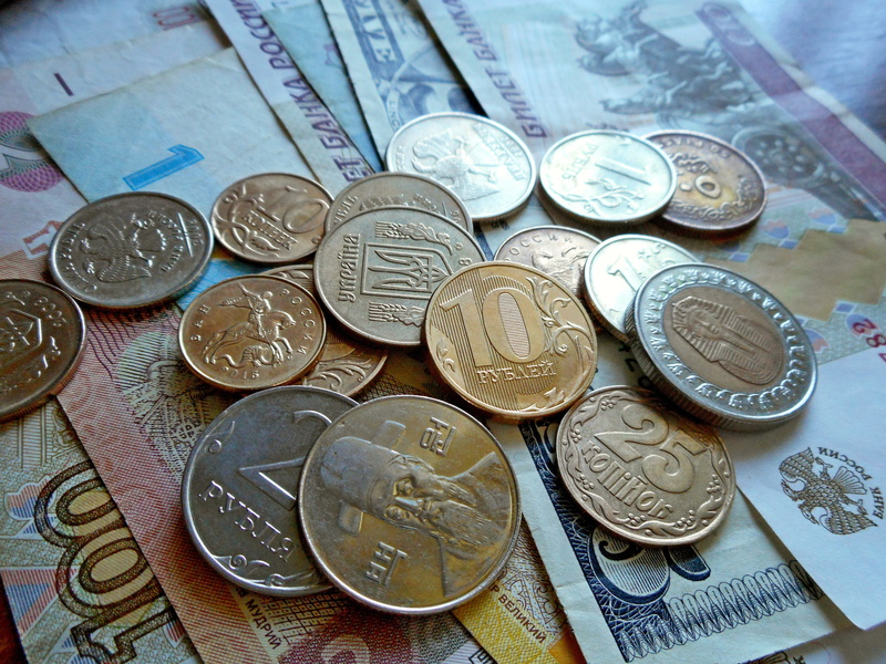 Bills, cash money, table, savings, high angle view, cash, coin, macro, banking, europe, choice, earnings, Currency, Money, still life, Ruble, investment
