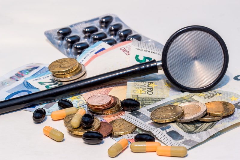 white background, Pills, disease, capsule, business, coin, Drug, wealth, coins, studio shot, cost, bank note, recover, consumerism, variation, gray, medication