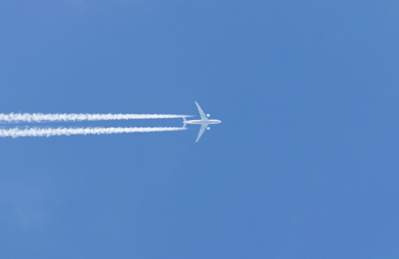 aerobatics, on the move, speed, air transport, outdoors, copy space, airshow, blue sky, 2K, no people, flight, mode of transportation, jet engine, low angle view