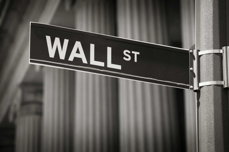 st, communication, city, guidance, wall Street, new York Stock Exchange, new York City, uSA, famous Place, signage, directional Sign, no people, western script