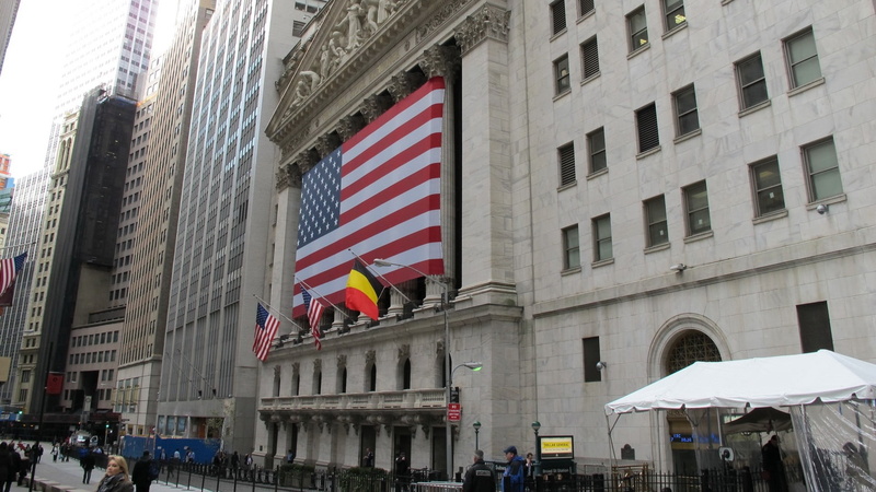 people, built Structure, building, men, office building exterior, business, american Flag, new York State, editorial, parliament, downtown District, patriotism