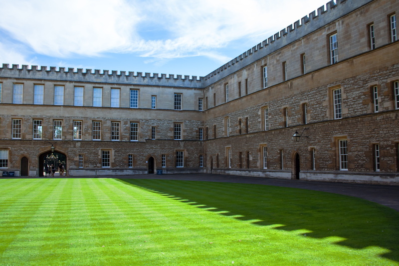 history, architecture, 4K, no people, grass, day, plant, window, univer, oxfordshire, green color, education, uk, lawn, university, college, english, sky