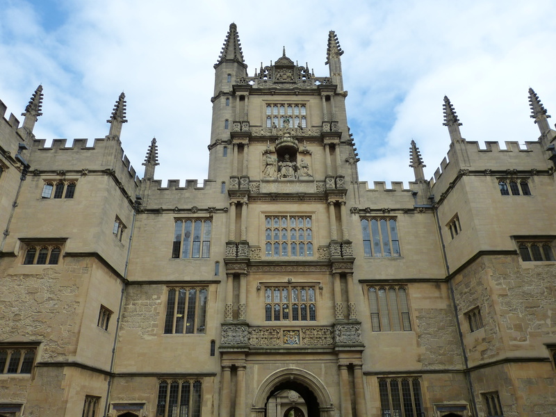 historic center, travel, cloud - sky, university, travel destinations, sky, college, nature, window, low angle view, arch, united kingdom, outdoors, history