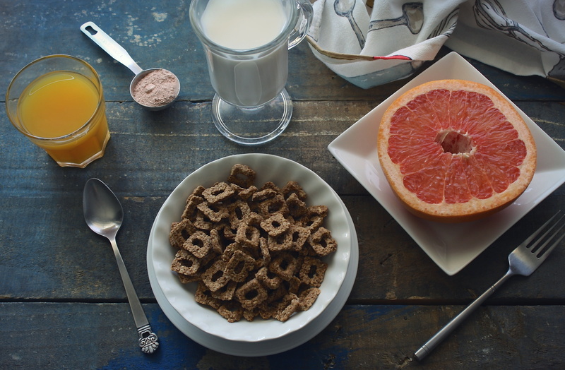 table Knife, eating, dieting, table, breakfast, orange, kitchen utensil, milk, meal, slice, dinner, cake, drinking glass, homemade, brown, sweet Food, white