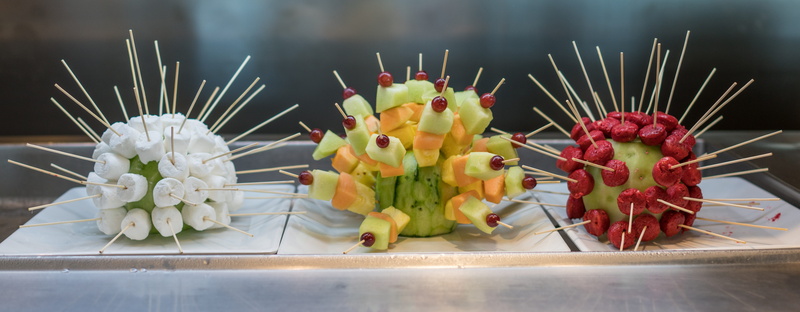 freshness, table, fruit, plant, cantaloupe, 5K, watermelon, food and drink, strawberries, indoors, focus on foreground, tray, flower arrangement, vegetable