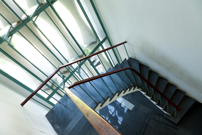 interior design, architecture, ceiling, day, spiral, glass - material, 5K, vase, stairs, tree, skylight, building, promontory, floor, window, reunification palace