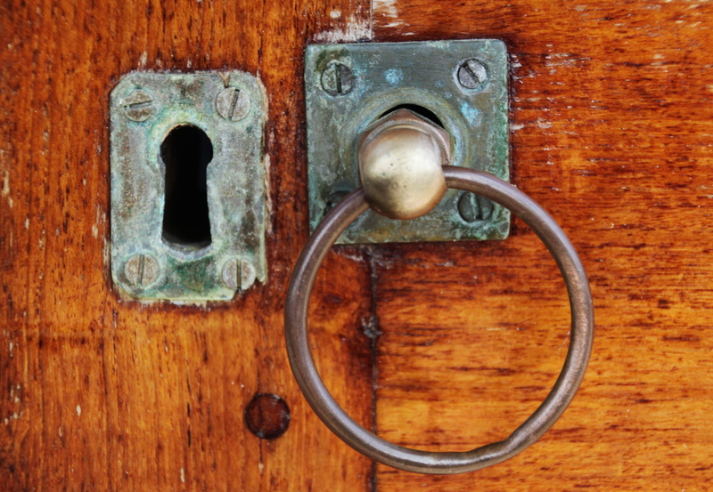 door lock, close-up, door handle, ring, protection, grain, grey, safety, front door, screw, circle, input, lock, close to, shape, castle, metal castle