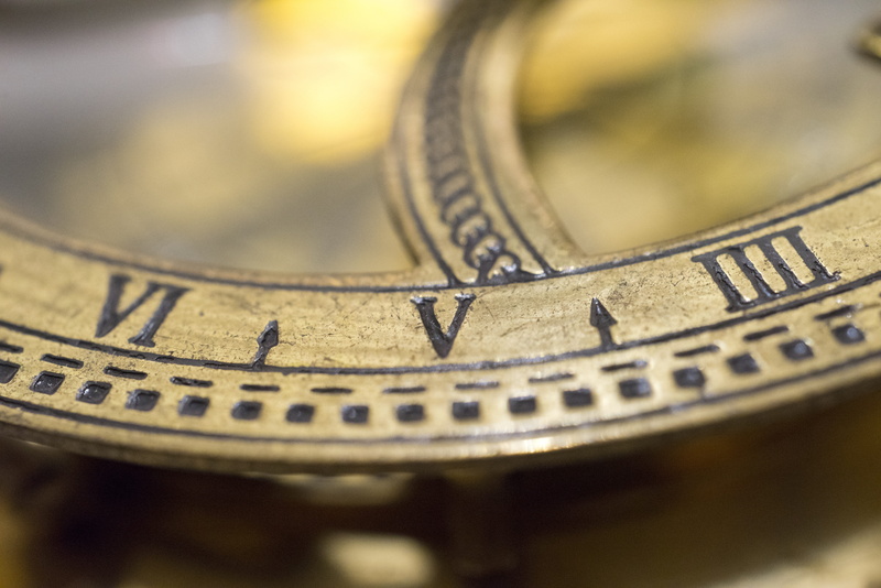 economy, time, 5K, indoors, Old, accuracy, metal, Macro, instrument of time, studio shot, Roman, yellow, Compass, antique, business, clock, watch, symbol