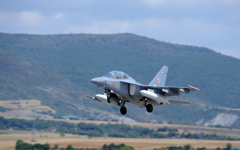 attack, The Yak-130, Yakovlev, Russia, Russian Air Force, 2K, flight, the sky, height, the plane, combat training, BBC, Yak-130, airplane