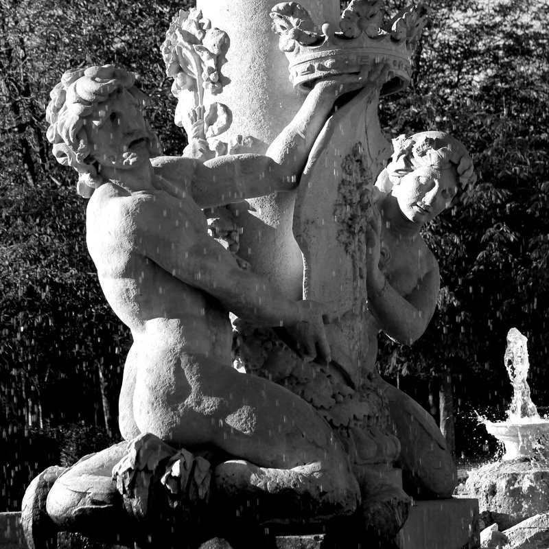garden, religion, famous Place, male likeness, representation, female likeness, no people, human representation, park, spirituality, tree, solid, stone sculpture