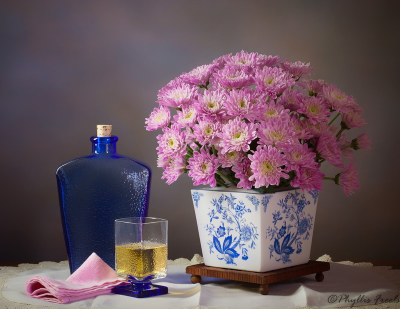 style, chrysanthemum, bottle, glass, background, swipe, flowers, pot, 1080P, pink, still life